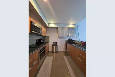 1060 Brickell Ave #2201, Miami, FL 33131 - Photo 18
