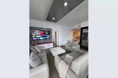 1060 Brickell Ave #2201, Miami, FL 33131 - Photo 44