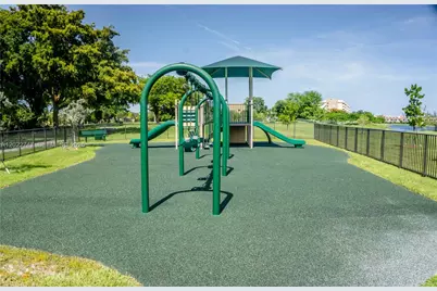 806 NE 191st St, Miami, FL 33179 - Photo 44