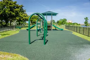806 NE 191st St, Miami, FL 33179 - Photo 44