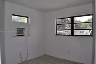 2395 NW 82nd St, Miami, FL 33147 - Photo 12