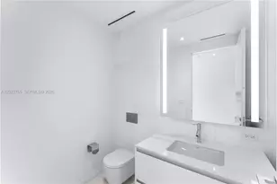 300 Biscayne Blvd Way, Miami, FL 33131 - Photo 10