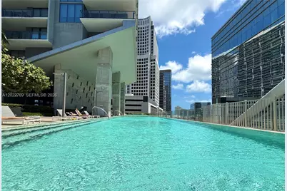 68 SE 6th Street #810, Miami, FL 33131 - Photo 24
