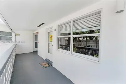 3133 S Ocean Dr #318, Hallandale Beach, FL 33009 - Photo 4