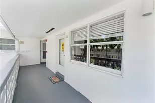 3133 S Ocean Dr, Hallandale Beach, FL 33009 - Photo 4
