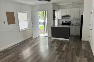 300 Sunset Dr, Fort Lauderdale, FL 33301 - Photo 2