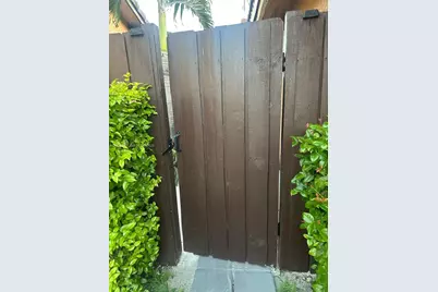 1115 SW 136th Pl #2, Miami, FL 33184 - Photo 2