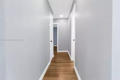 2501 NW 30th Way, Fort Lauderdale, FL 33311 - Photo 8