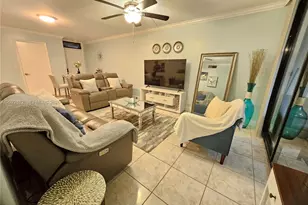 212 Lake Pointe Dr, Oakland Park, FL 33309 - Photo 20