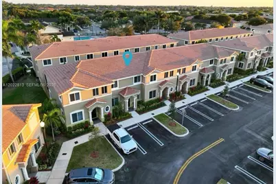 2474 SE 10th Ct, Homestead, FL 33035 - Photo 20