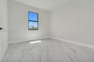 1413 NE 4th Pl, Cape Coral, FL 33909 - Photo 28