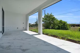 1413 NE 4th Pl, Cape Coral, FL 33909 - Photo 32