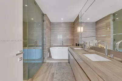 18975 Collins Ave #2802, Sunny Isles Beach, FL 33160 - Photo 30