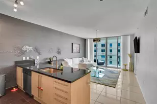 79 SW 12th St, Miami, FL 33130 - Photo 2