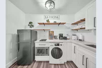 1109 NE 16th Ter, Fort Lauderdale, FL 33304 - Photo 8