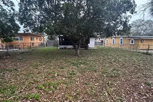 1080 NW 121st St, North Miami, FL 33168 - Photo 32