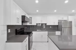 19390 Collins Ave, Sunny Isles Beach, FL 33160 - Photo 10