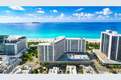 2899 Collins Ave #1042, Miami Beach, FL 33140 - Photo 1