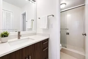2899 Collins Ave, Miami Beach, FL 33140 - Photo 8