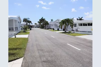 110 Marine Lake Dr, Hallandale Beach, FL 33009 - Photo 24