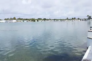 110 Marine Lake Dr, Hallandale Beach, FL 33009 - Photo 18