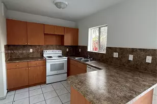 18615 NW 84th Pl., Hialeah, FL 33015 - Photo 2