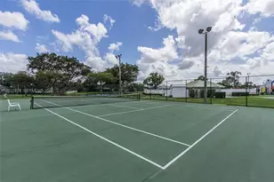 1530 W Harmony Lake Cir, Davie, FL 33324 - Photo 40