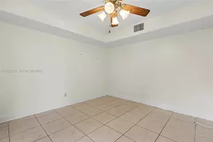 1530 W Harmony Lake Cir, Davie, FL 33324 - Photo 16