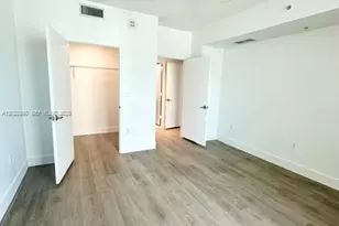 244 Biscayne Blvd, Miami, FL 33132 - Photo 14