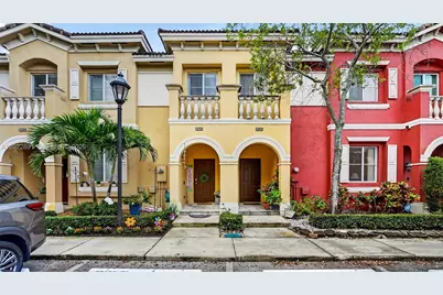 8926 SW 19th St, Miramar, FL 33025 - Photo 2