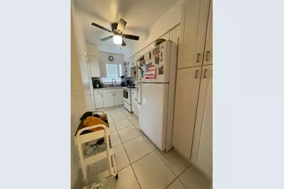 201 NE 14th Ave #5A, Hallandale Beach, FL 33009 - Photo 1