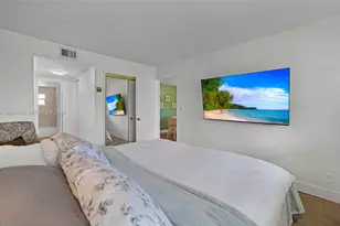 950 Hillcrest Dr, Hollywood, FL 33021 - Photo 14