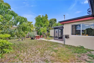 10730 SW 47th St, Miami, FL 33165 - Photo 32