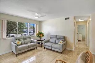 10730 SW 47th St, Miami, FL 33165 - Photo 6