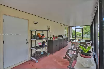 10730 SW 47th St, Miami, FL 33165 - Photo 28