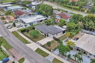 10730 SW 47th St, Miami, FL 33165 - Photo 40