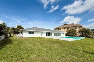 111 E North Shore Ave, Other City - In The State Of Florida, FL 33917 - Photo 32