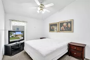 1155 NW 132nd Ave, Pembroke Pines, FL 33028 - Photo 36