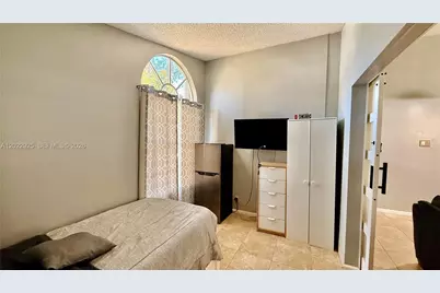 5470 Pine Cir, Coral Springs, FL 33067 - Photo 30