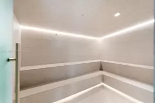 900 Biscayne Blvd, Miami, FL 33132 - Photo 24