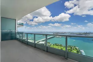 900 Biscayne Blvd, Miami, FL 33132 - Photo 8