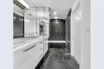 900 Biscayne Blvd #4809, Miami, FL 33132 - Photo 14