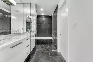 900 Biscayne Blvd, Miami, FL 33132 - Photo 14