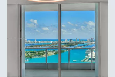 900 Biscayne Blvd #4809, Miami, FL 33132 - Photo 10