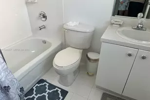 10919 NW 80th Ln, Doral, FL 33178 - Photo 14