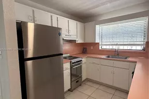 1046 NW 33rd Ave, Miami, FL 33125 - Photo 14