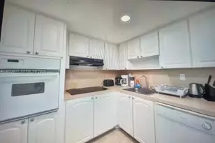 19370 Collins Ave, Sunny Isles Beach, FL 33160 - Photo 20
