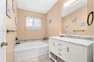 881 NW 208th Dr, Pembroke Pines, FL 33029 - Photo 26
