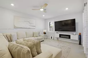 283 SW 169th Ln, Pembroke Pines, FL 33027 - Photo 6