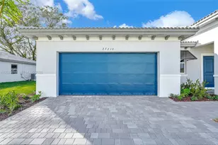 27210 SW 159th Path, Homestead, FL 33031 - Photo 8